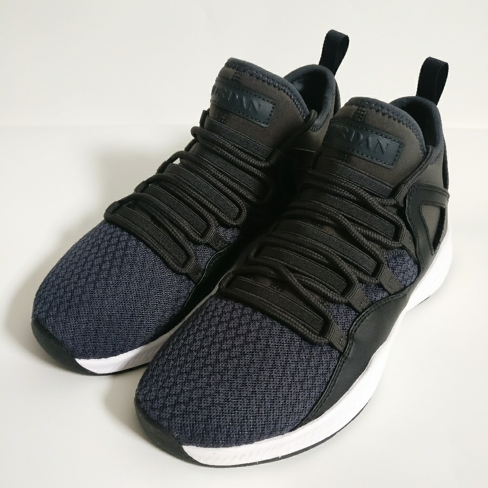 NEW Jordan Kids Anthracite